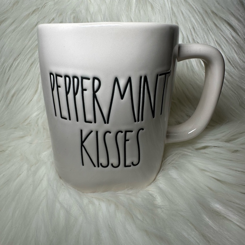 Rae Dunn Peppermint Kisses Mug